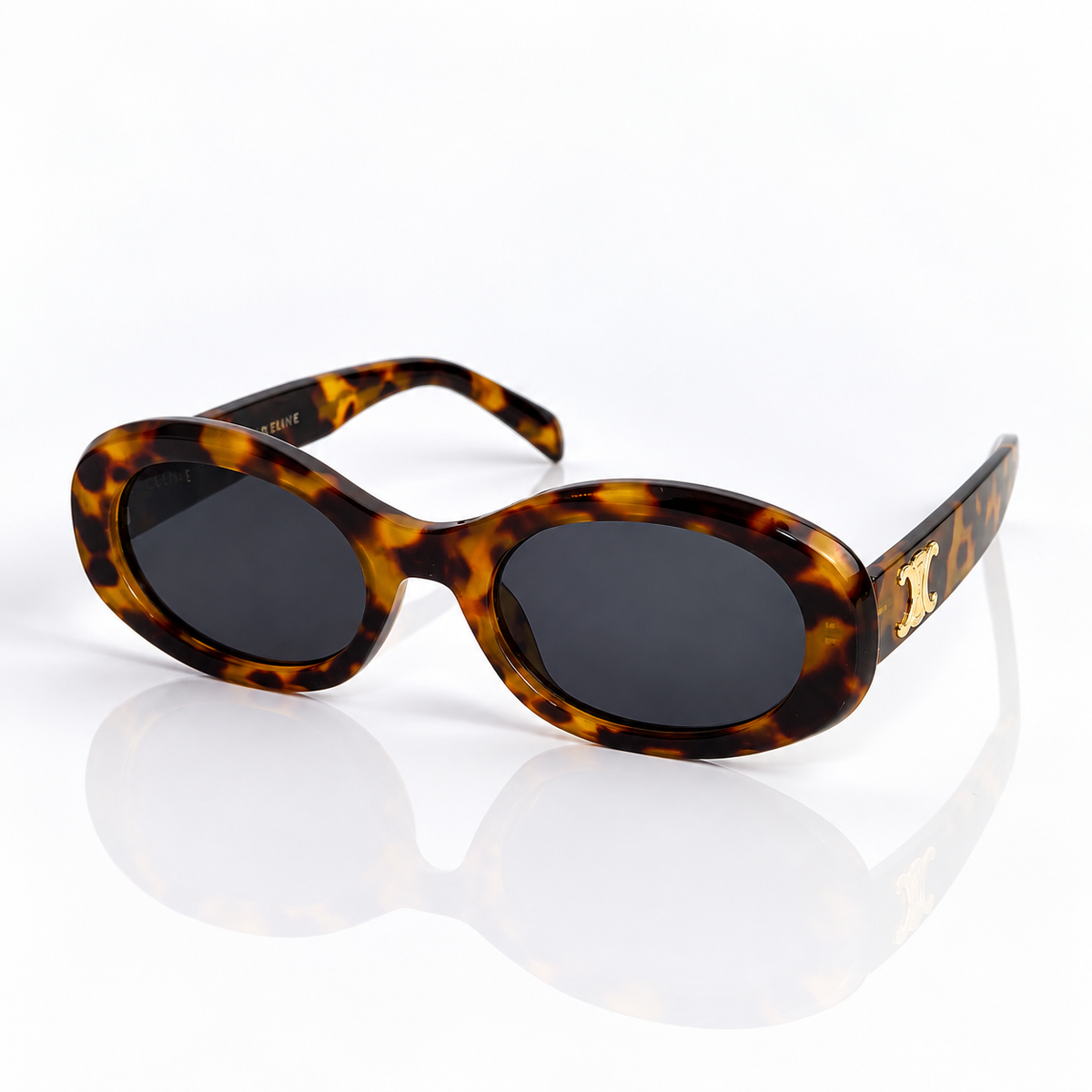 Celine oval